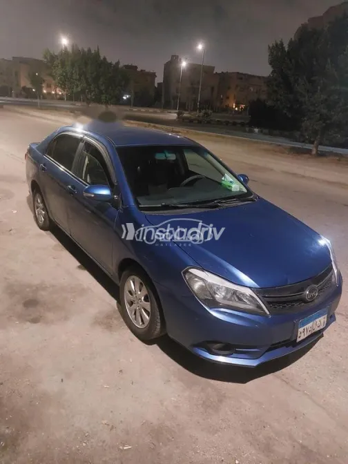 بى واى دى‬ F3 2025 أبيض مستعملة للبيع - 1