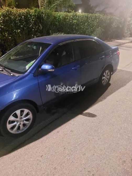 بى واى دى‬ F3 2025 أبيض مستعملة للبيع - 4