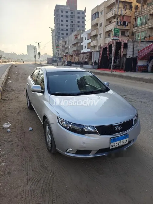 Kia Cerato 2010 Silver Used for Sale - 4