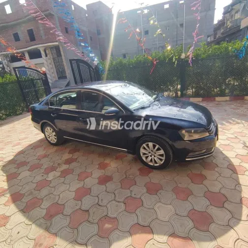 فولكس فاغن باسات 2012 أسود مستعملة للبيع - 2