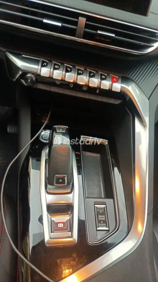 بيجو 5008 2021 أبيض مستعملة للبيع - 3