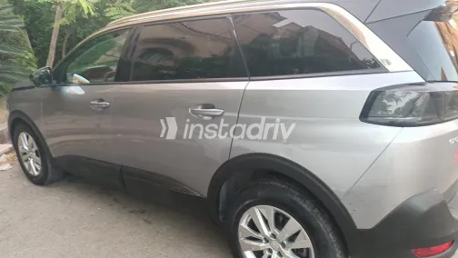 بيجو 5008 2021 أبيض مستعملة للبيع - 6