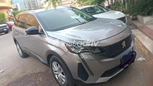 بيجو 5008 2021 أبيض مستعملة للبيع - 9