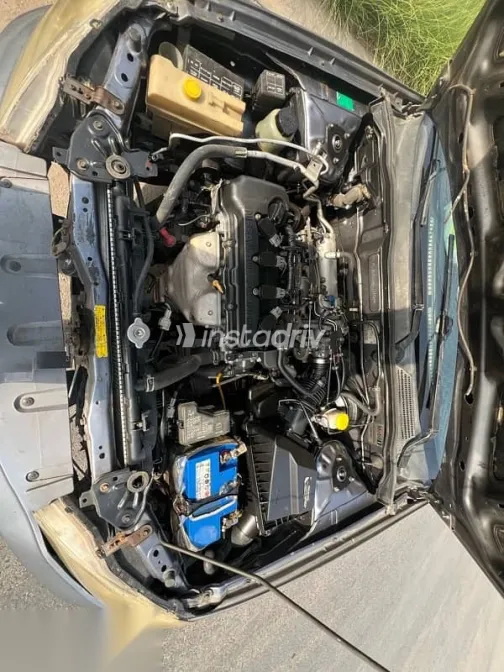 نيسان صنى 2010 أزرق غامق مستعملة للبيع - 4