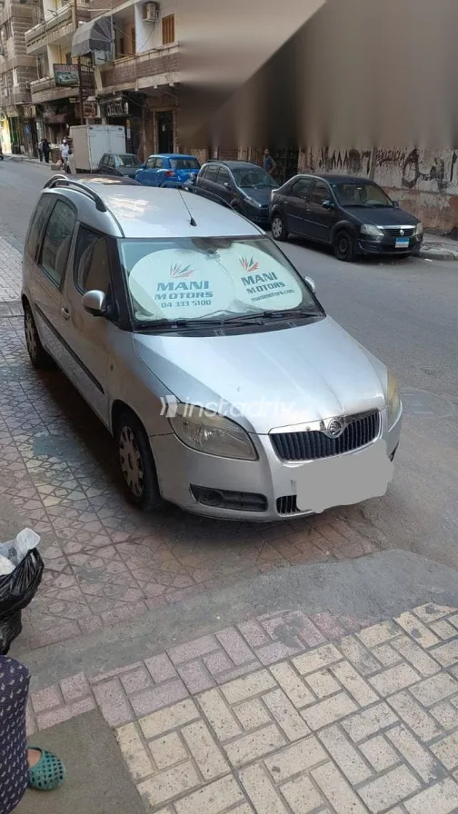 سكودا رومستر 2009 فضي مستعملة للبيع - 7