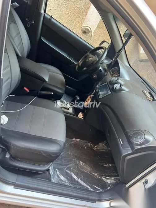 Chevrolet Aveo 2013 Silver Used for Sale - 4