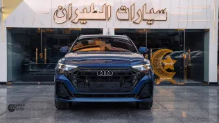 اودي Q8 2024 أزرق غامق جديدة للبيع