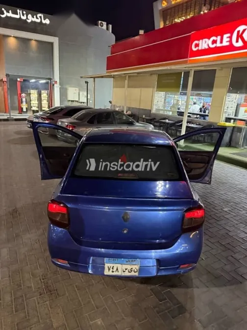 رينو لوجان 2015 أزرق غامق مستعملة للبيع - 4