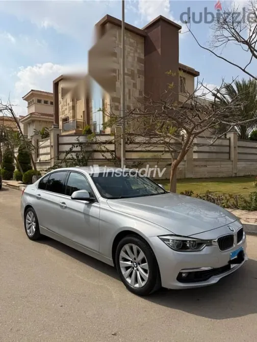 بي ام دبليو 318 2019 فضي مستعملة للبيع - 2