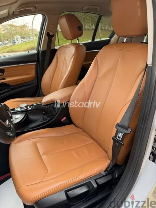 بي ام دبليو 318 2019 فضي مستعملة للبيع - 7