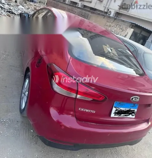 كيا سيراتو 2017 أحمر مستعملة للبيع - 3