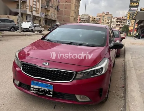 كيا سيراتو 2017 أحمر مستعملة للبيع - 4