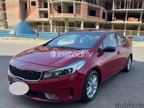 كيا سيراتو 2017 أحمر مستعملة للبيع - 9