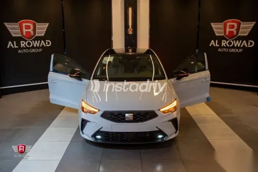 سيات ابيزا 2026 أبيض جديدة للبيع - 4