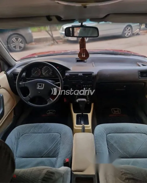 هوندا أكورد 1992 أحمر مستعملة للبيع - 3