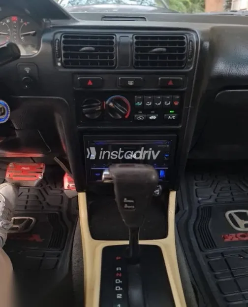 هوندا أكورد 1992 أحمر مستعملة للبيع - 5