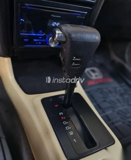 هوندا أكورد 1992 أحمر مستعملة للبيع - 7