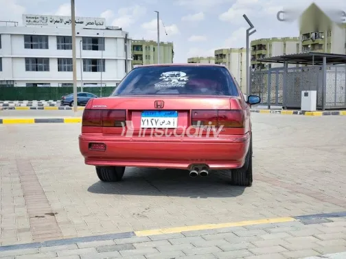 هوندا أكورد 1992 أحمر مستعملة للبيع - 9