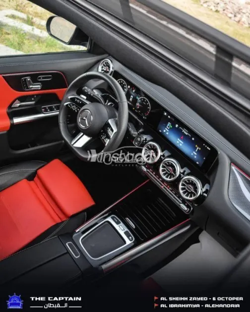 مرسيدس GLA 200 2025 أسود مستعملة للبيع - 2