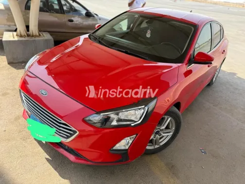 فورد فوكس 2021 أحمر مستعملة للبيع - 2