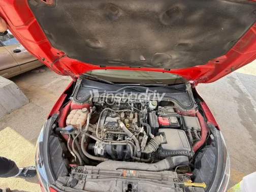 فورد فوكس 2021 أحمر مستعملة للبيع - 4