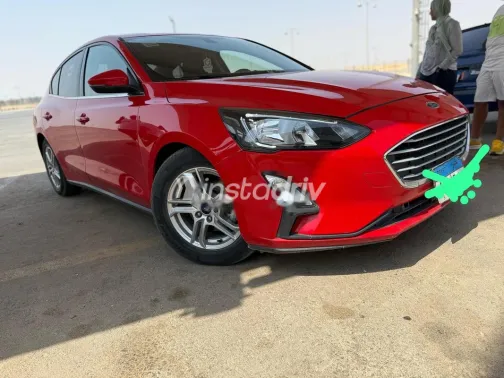 فورد فوكس 2021 أحمر مستعملة للبيع - 5