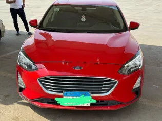 فورد فوكس 2021 أحمر مستعملة للبيع