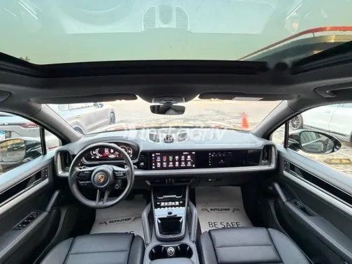 بورش كايين اس 2024 أسود مستعملة للبيع - 5