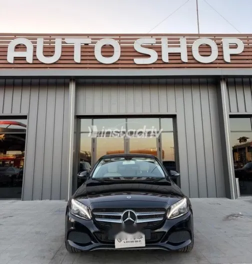 مرسيدس C 180 2017 أسود مستعملة للبيع - 1