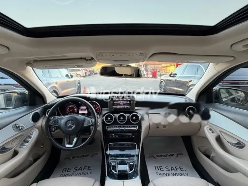 مرسيدس C 180 2017 أسود مستعملة للبيع - 2