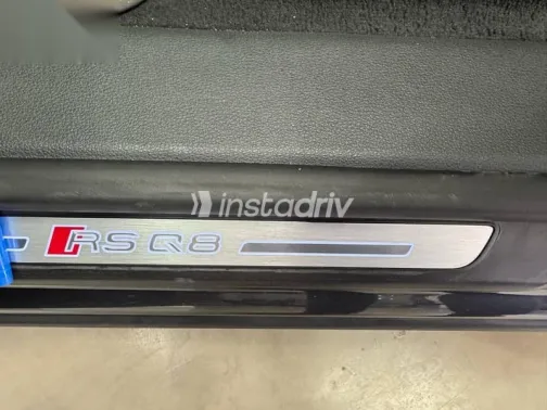 Audi Q8 2022 Gray Used for Sale - 4