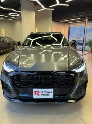 Audi Q8 2022 Gray Used for Sale