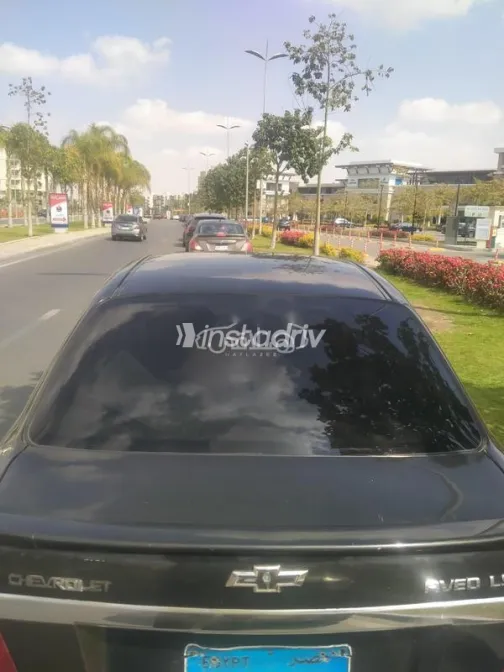 شيفروليه افيو 2017 أبيض مستعملة للبيع - 2