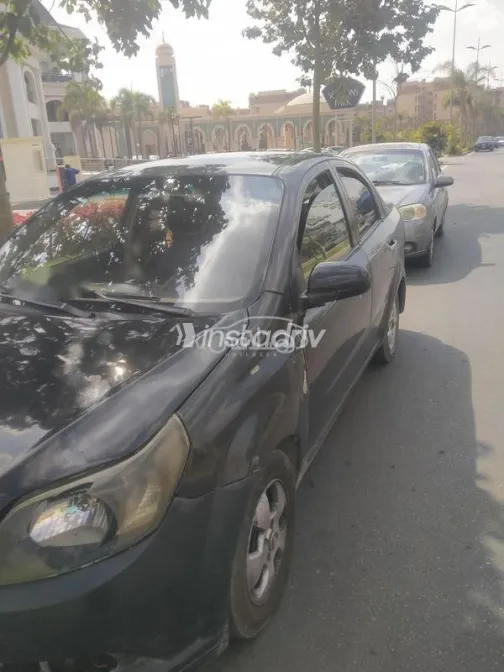 شيفروليه افيو 2017 أبيض مستعملة للبيع - 3