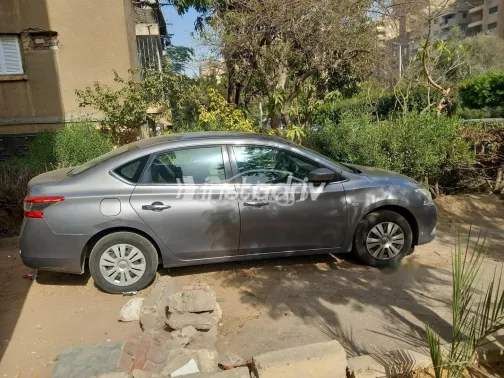 Nissan Sentra 2020 White Used for Sale - 2