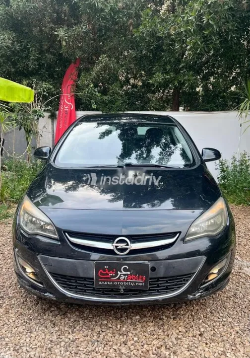 Opel Astra 2013 Black Used for Sale - 3