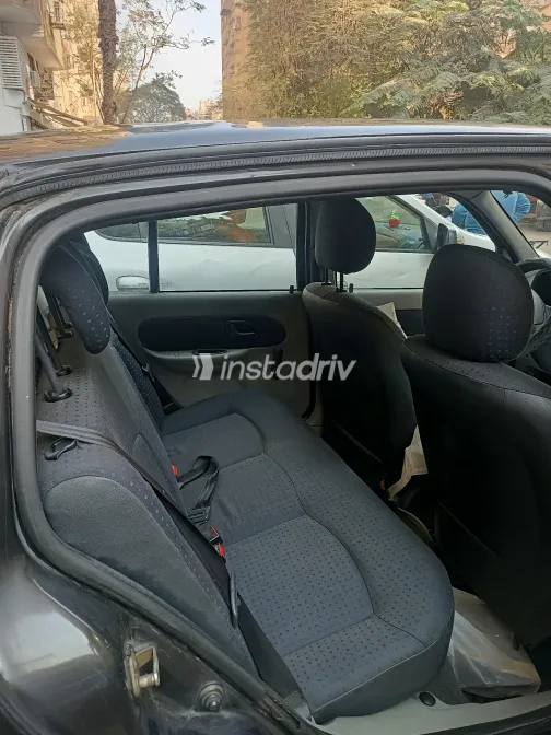 Renault Clio 2005 White Used for Sale - 1