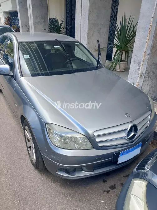 مرسيدس C 180 2010 أبيض مستعملة للبيع - 1