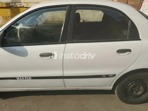 شيفروليه لانوس 2011 أبيض مستعملة للبيع - 1