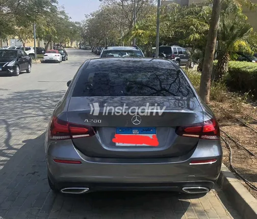 مرسيدس A 200 2020 أبيض مستعملة للبيع - 1