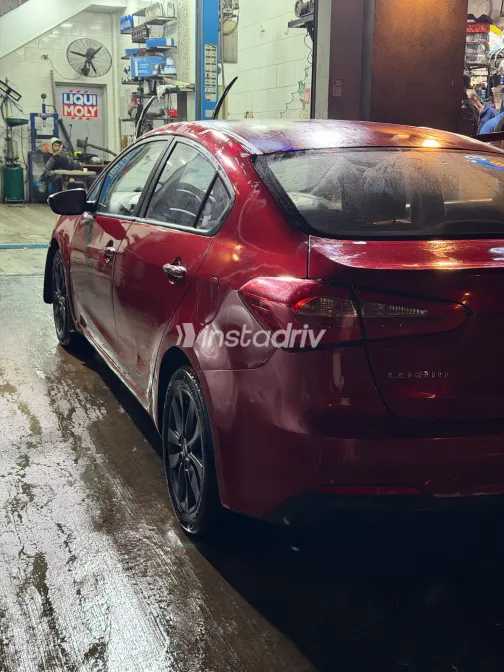 كيا سيراتو 2016 أبيض مستعملة للبيع - 3