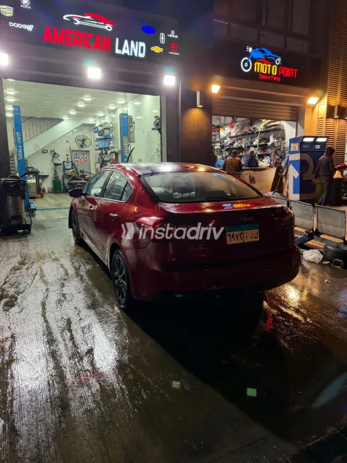 كيا سيراتو 2016 أبيض مستعملة للبيع - 5