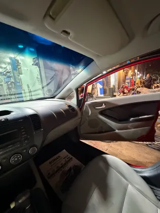 كيا سيراتو 2016 أبيض مستعملة للبيع