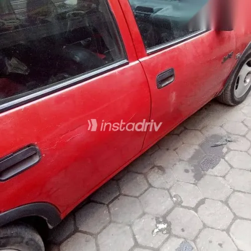 اوبل كورسا 1995 أحمر مستعملة للبيع - 4