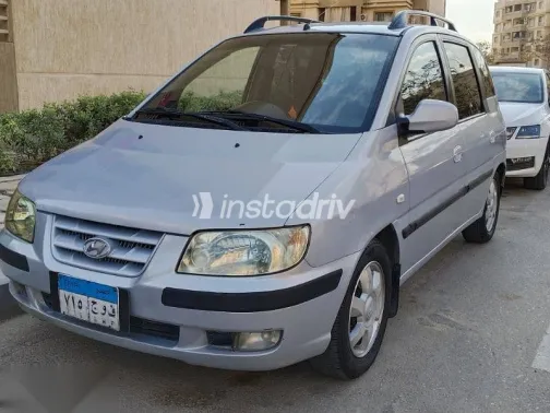 هيونداي ماتريكس 2004 فضي مستعملة للبيع - 1