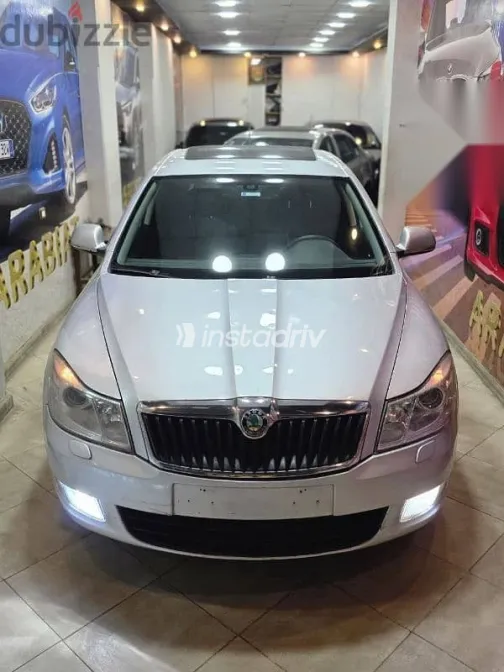 سكودا فانتازيا 2012 فضي مستعملة للبيع - 2