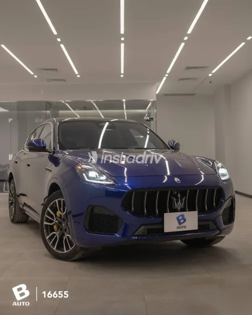 مازيراتي جريكالي 2023 أزرق غامق مستعملة للبيع - 1
