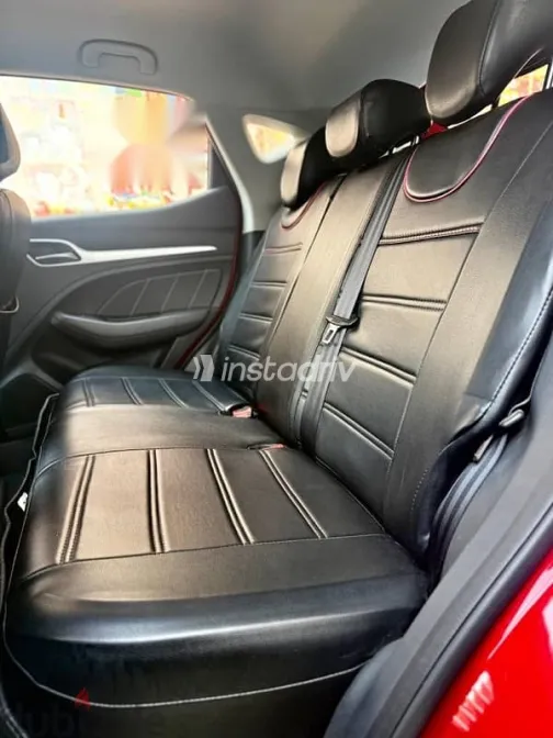 ام جى ZS 2024 أحمر مستعملة للبيع - 9