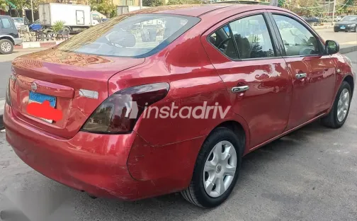 نيسان صنى 2014 أحمر مستعملة للبيع - 5