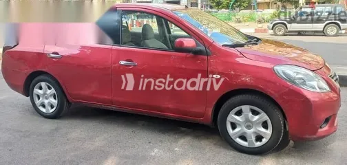 نيسان صنى 2014 أحمر مستعملة للبيع - 10